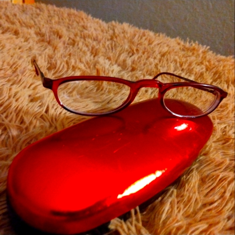 Apple Bottoms glasses